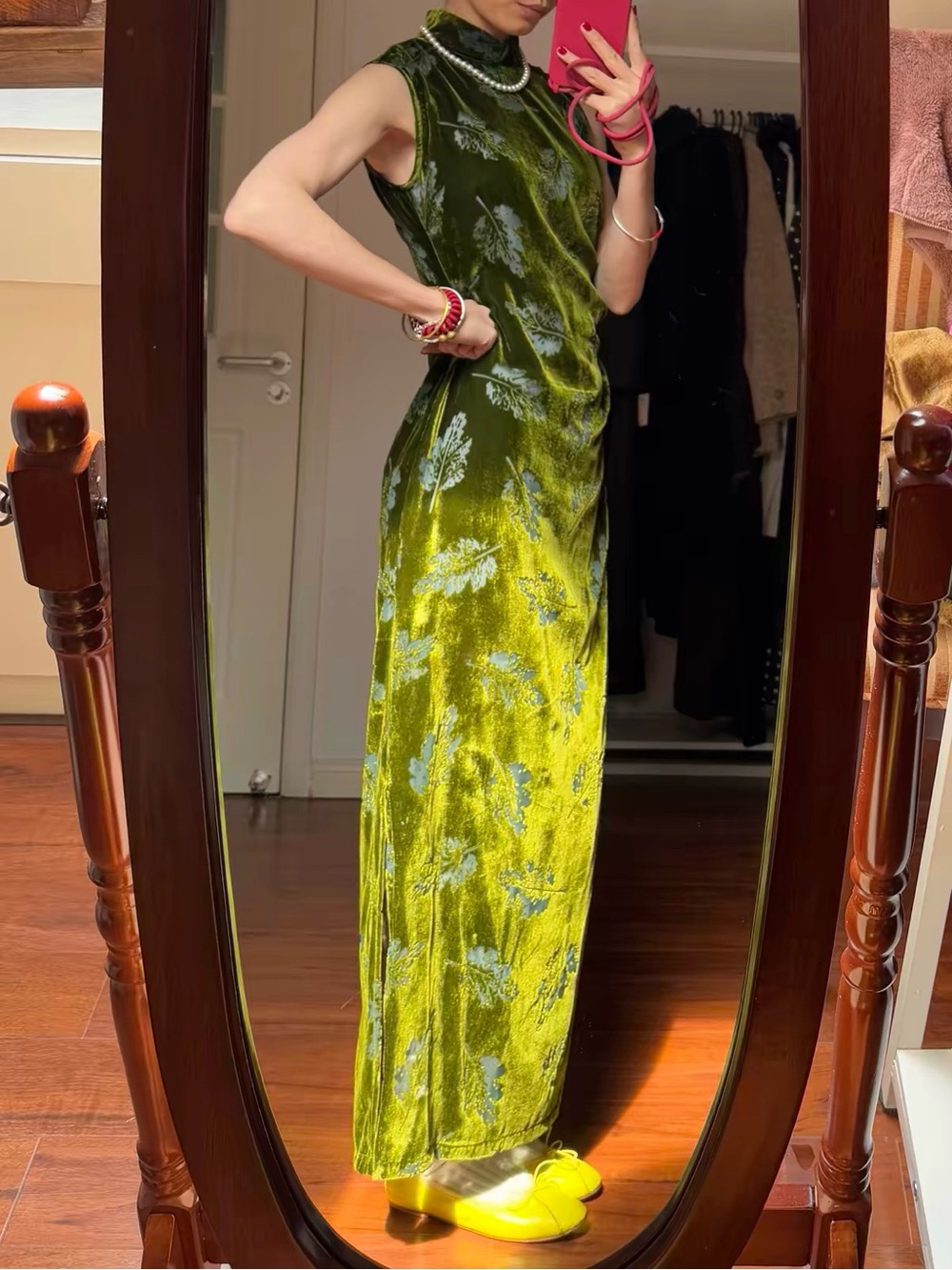 Chinese green qipao dress
